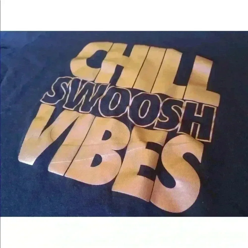 Nike chill‎ vibes T-shirt top black and gold boys size L sporty just do it